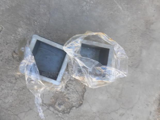 Premium Cube Testing Moulds - thumbnail 3