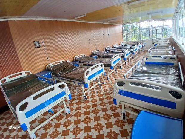 Single Crank Manual Abs Hospital Bed With Castors (With Mattress) - thumbnail 2
