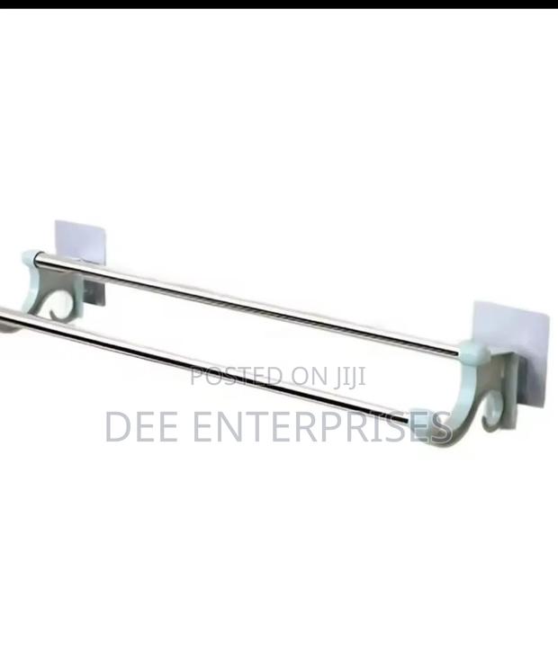 54cm Self Adhesive Double Pole Towel Holder - thumbnail 2
