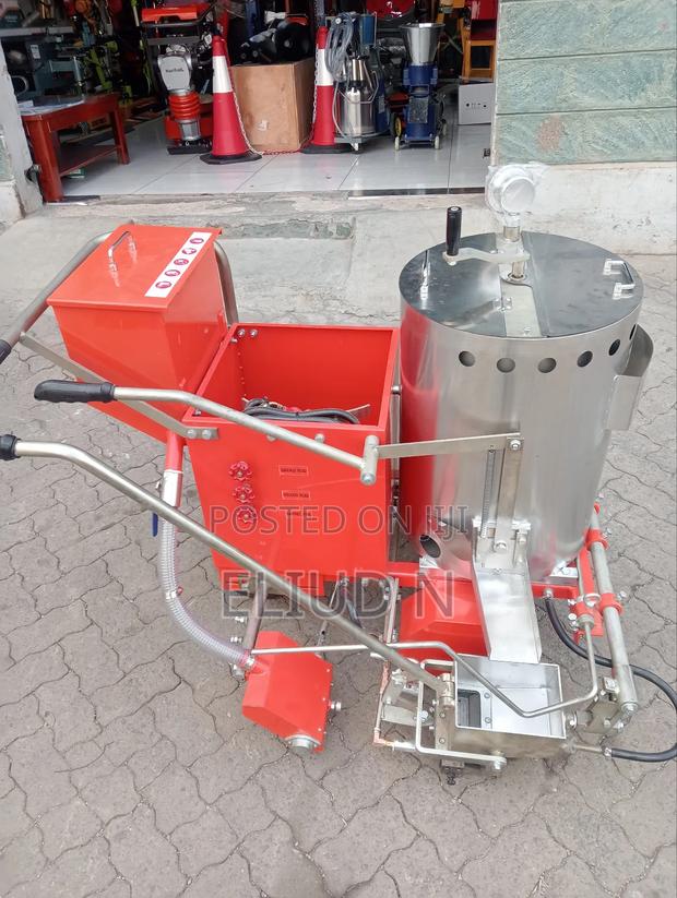 Road Marking Machine - thumbnail 3