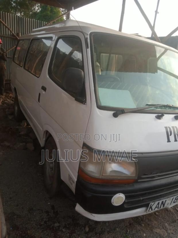 Toyota HiAce 2015 White - thumbnail 2