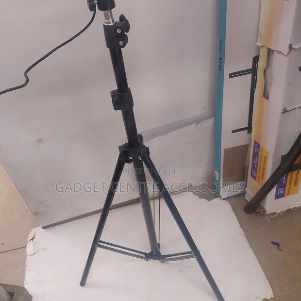 Universal Ring Light Stand - thumbnail 3