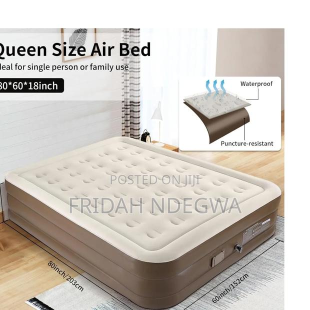 *Inflatable Queen Size Airbed Mattress - main view
