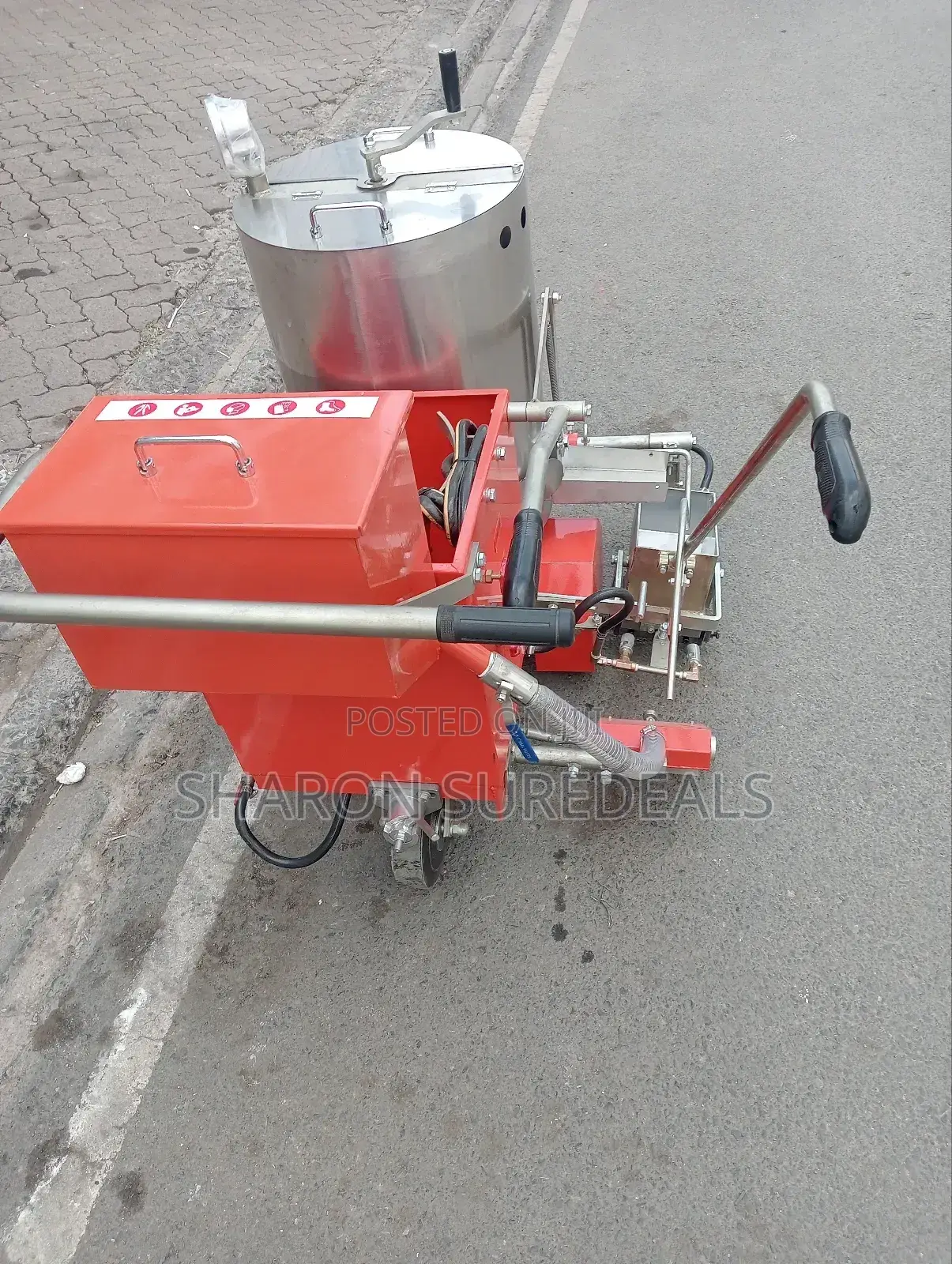 Airport Road Marking Machine