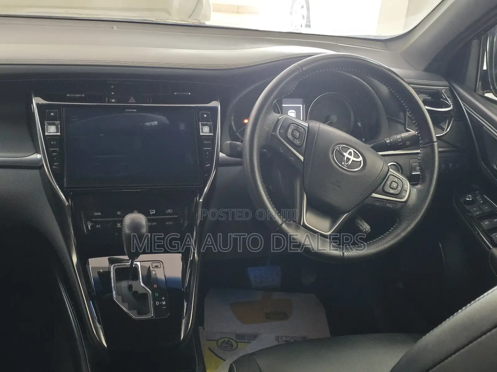 Toyota Harrier 2018 Black