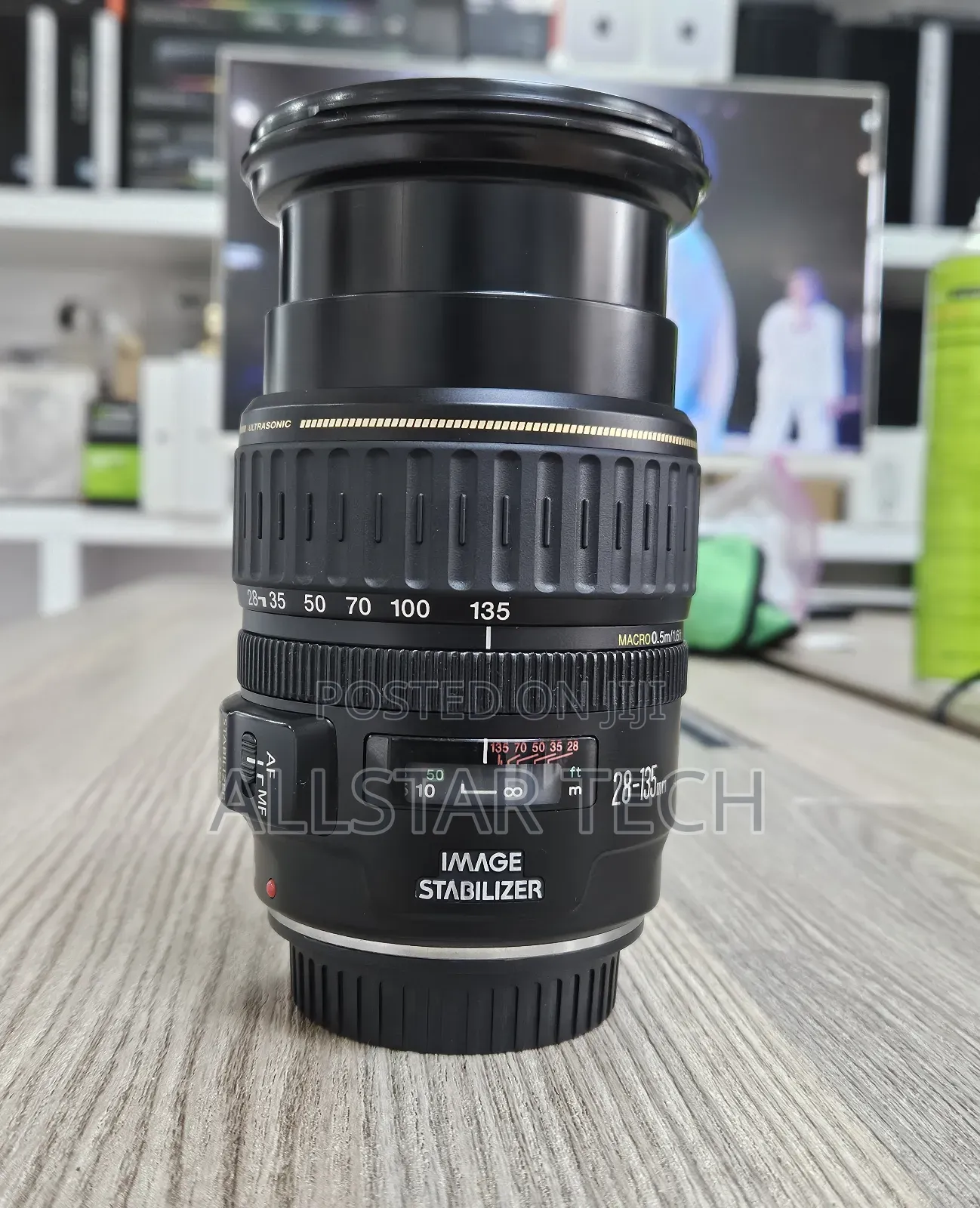 Canon Ef 28-135mm F/3.5-5.6 Is Usm Lens
