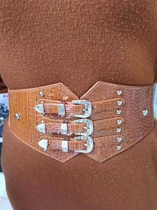 Chic, Versatile and Effortless Fashion Belts - thumbnail 3