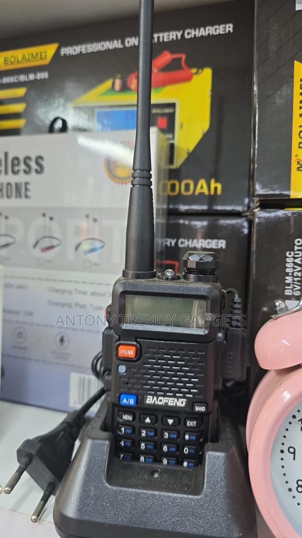 Baofeng Uv-5r Dual Band Walkie Talkie 5w Uhf Vhf Radio