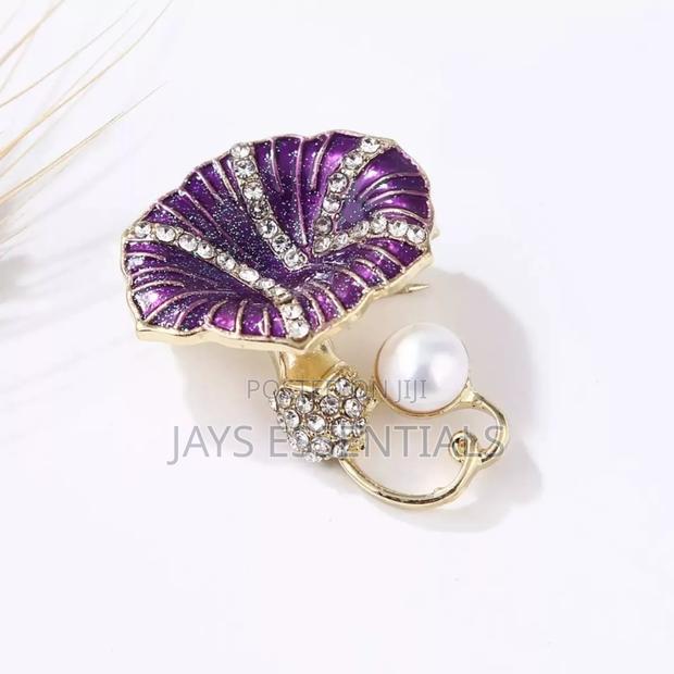 Elegant Fashion Brooches - thumbnail 9