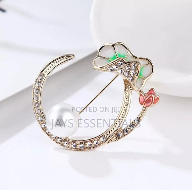 Elegant Fashion Brooches - thumbnail 16