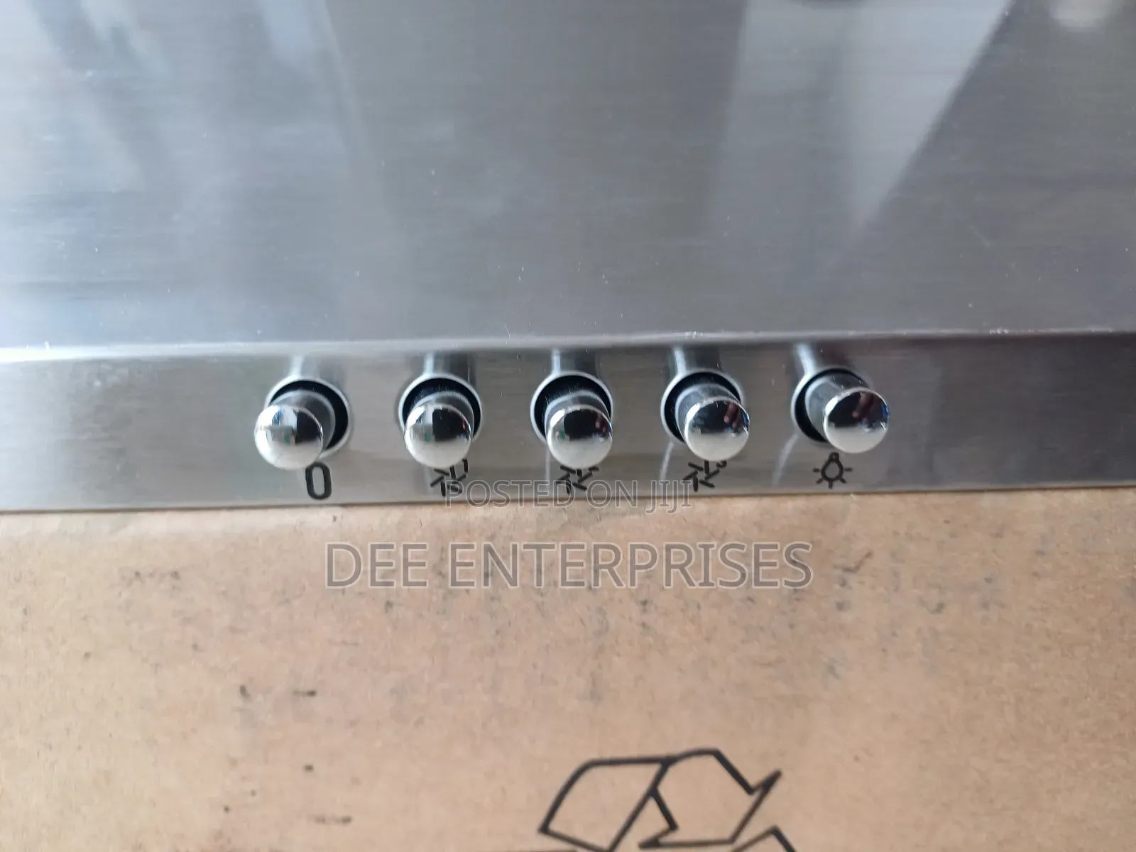 60cm Hisense Kitchen Hood. Pyramid Shape.