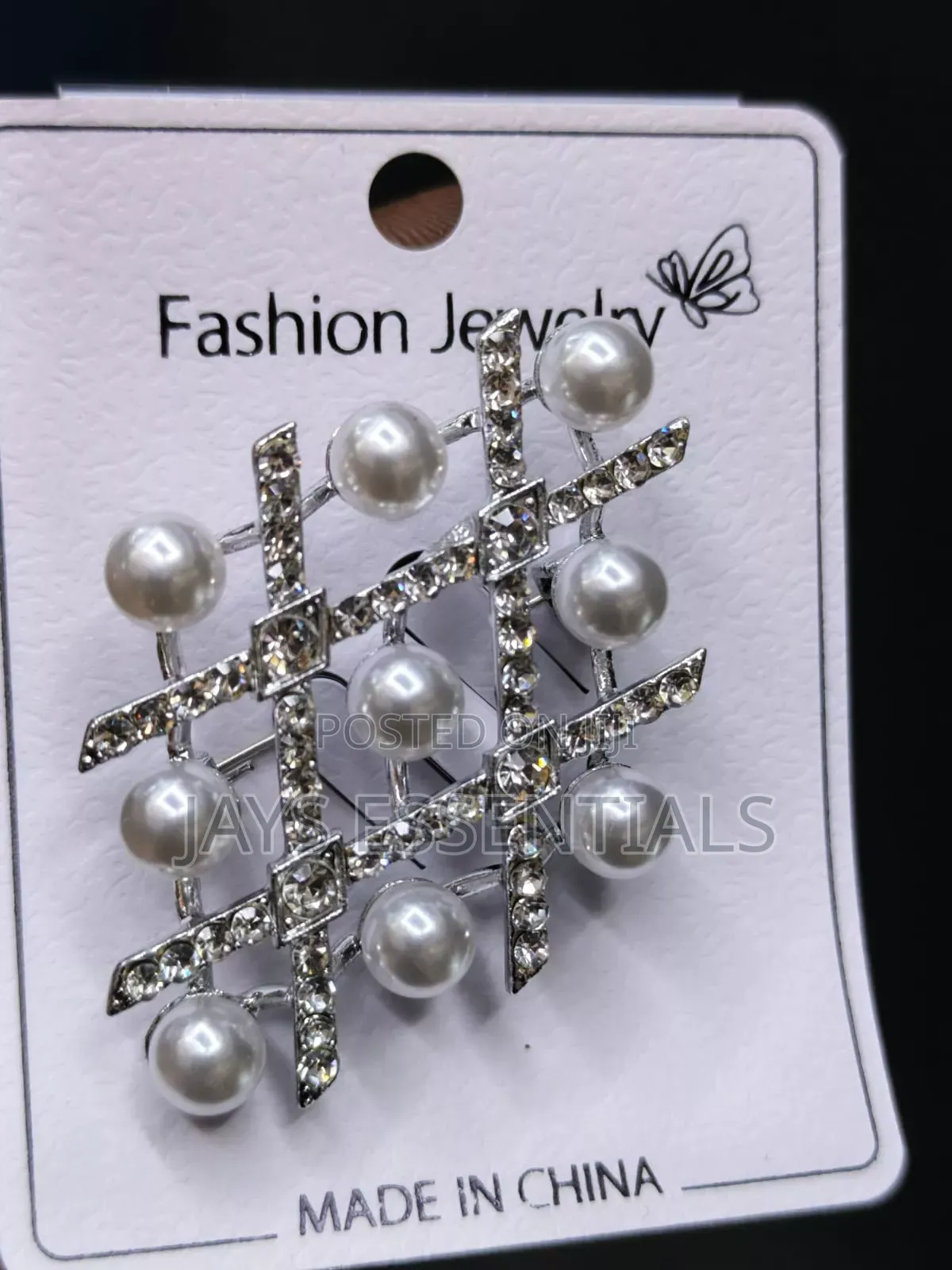 Classy Brooch Pins