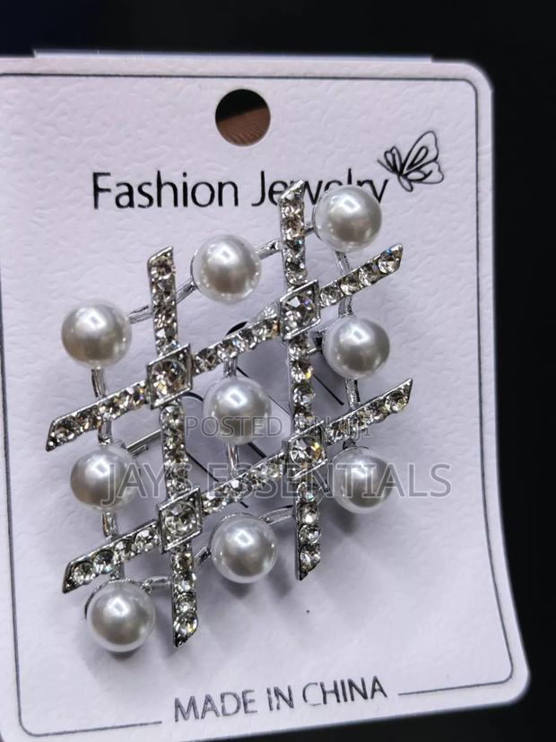 Classy Brooch Pins - thumbnail 11