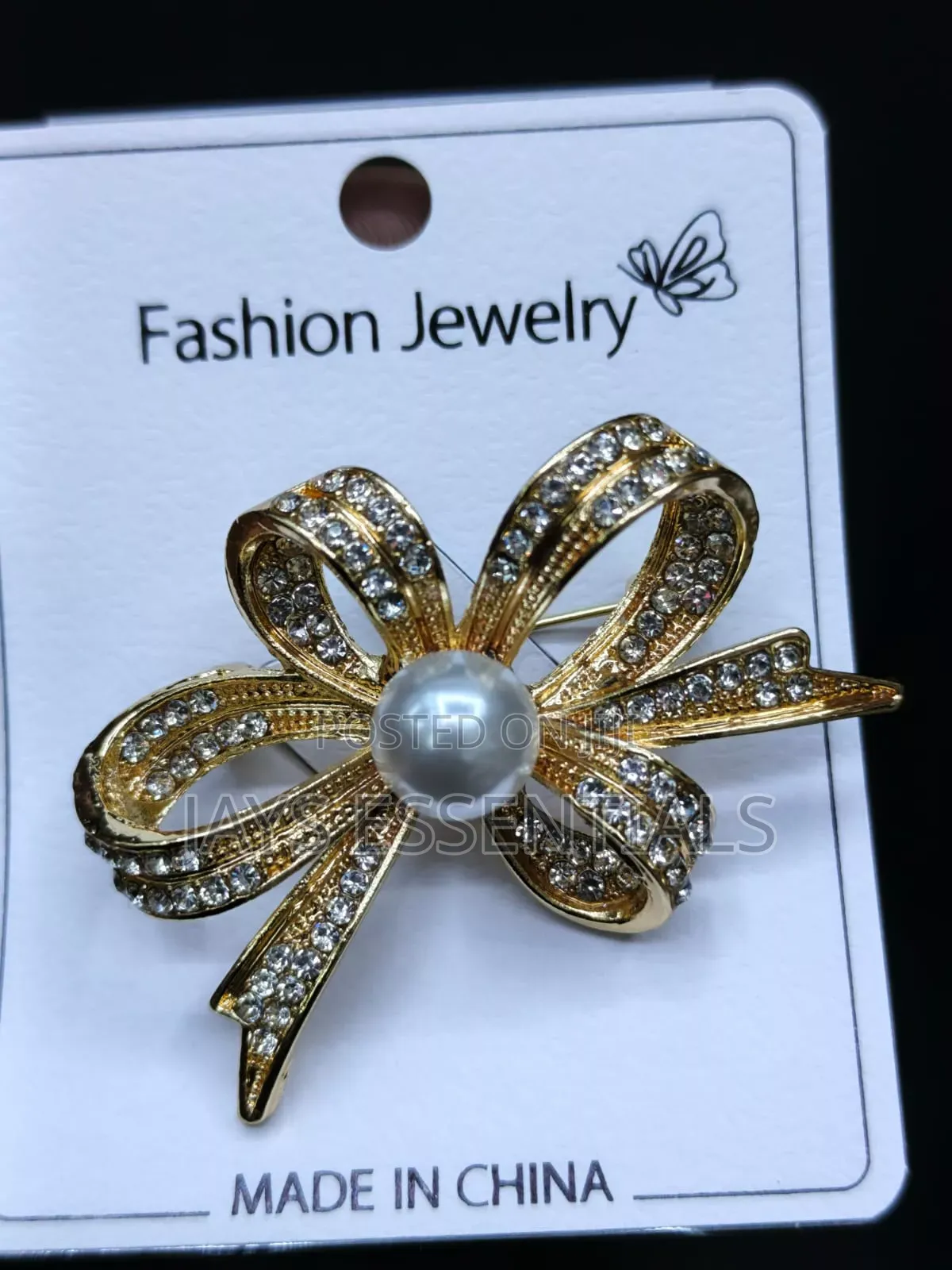 Classy Brooch Pins