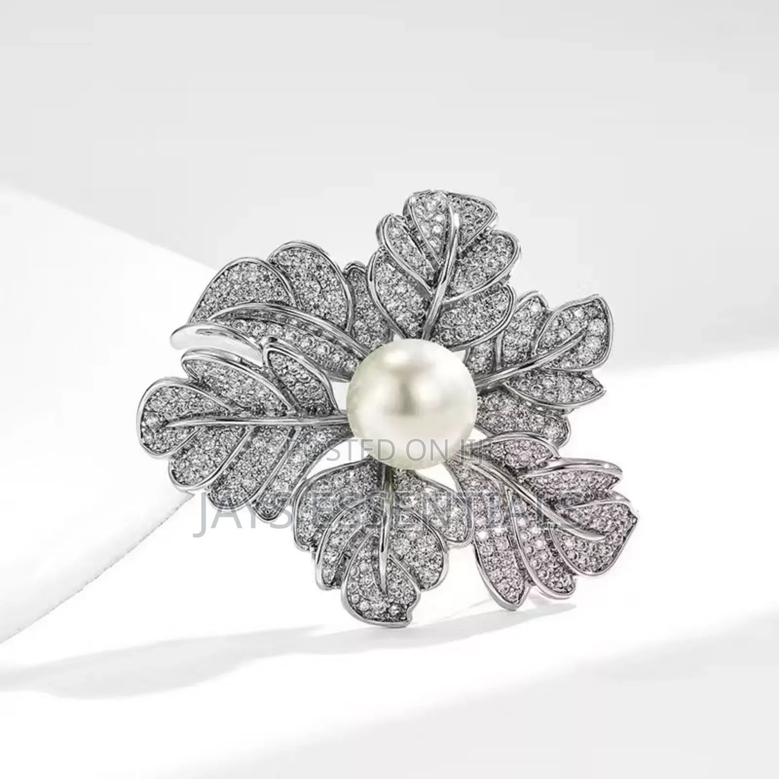 Classy Brooch Pins