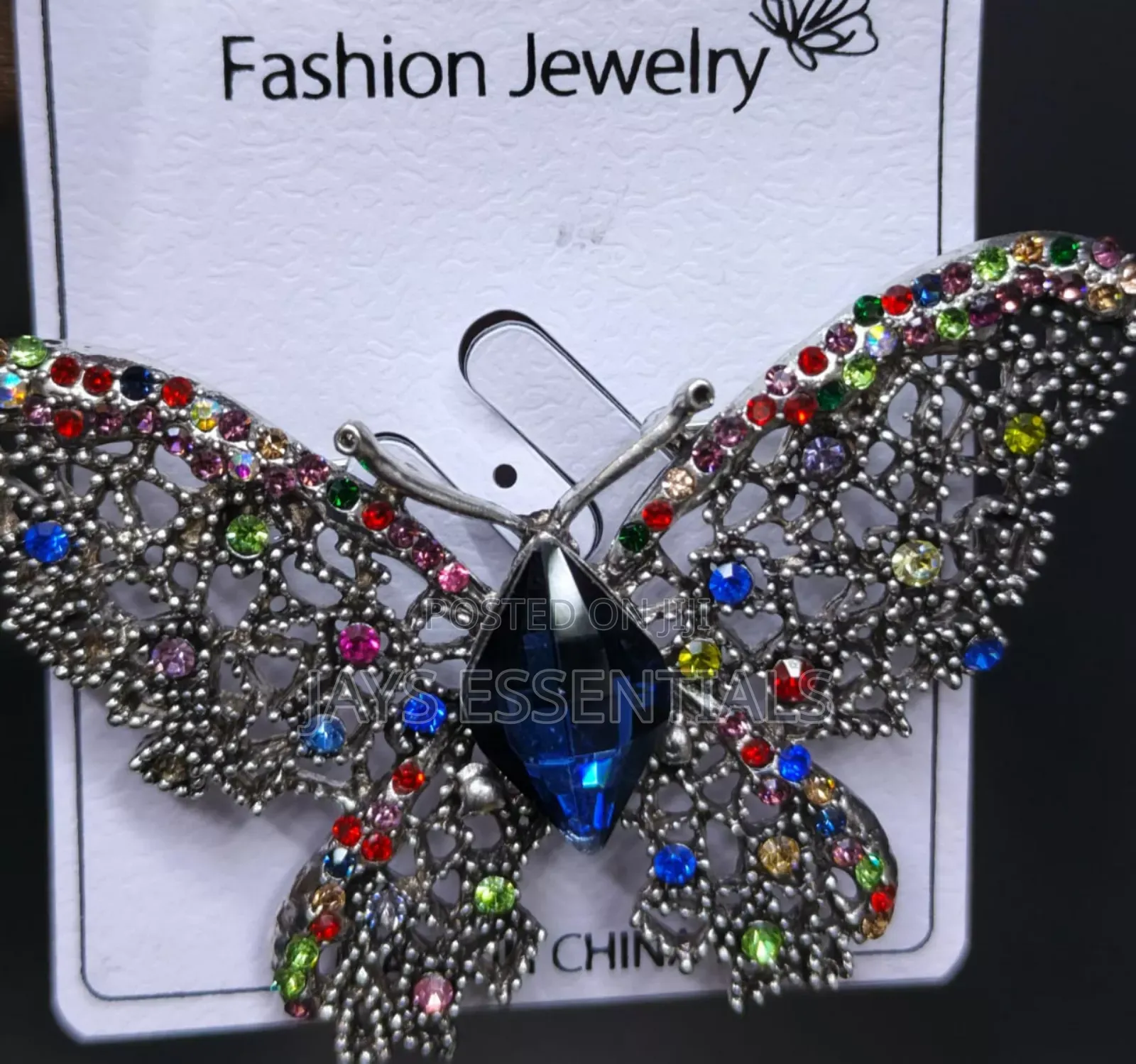 Classy Brooch Pins