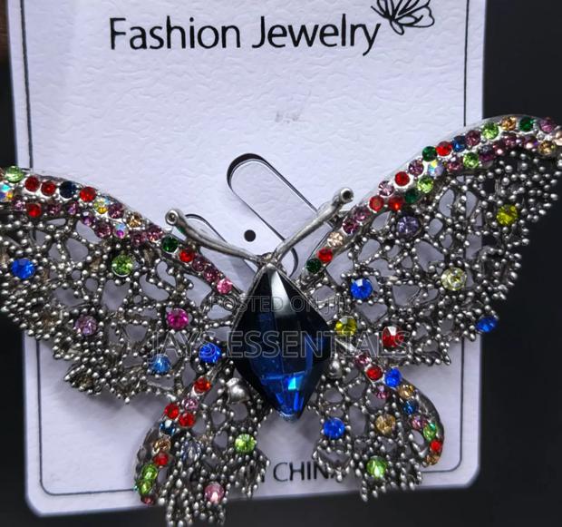 Classy Brooch Pins - thumbnail 18