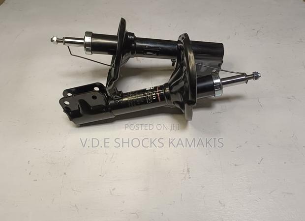 Mitsubishi Grandis/Chariot Front Shocks