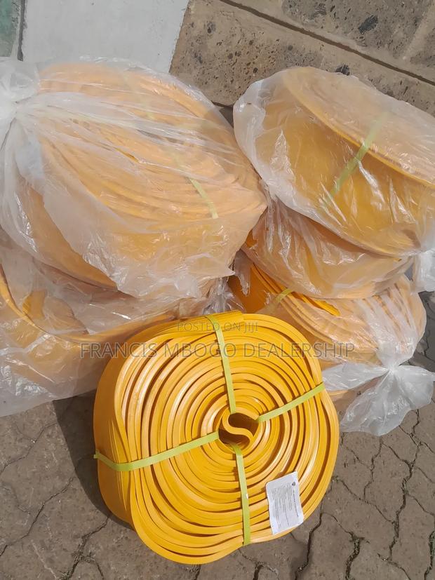 Yellow Pvc Construction Waterbar - thumbnail 3