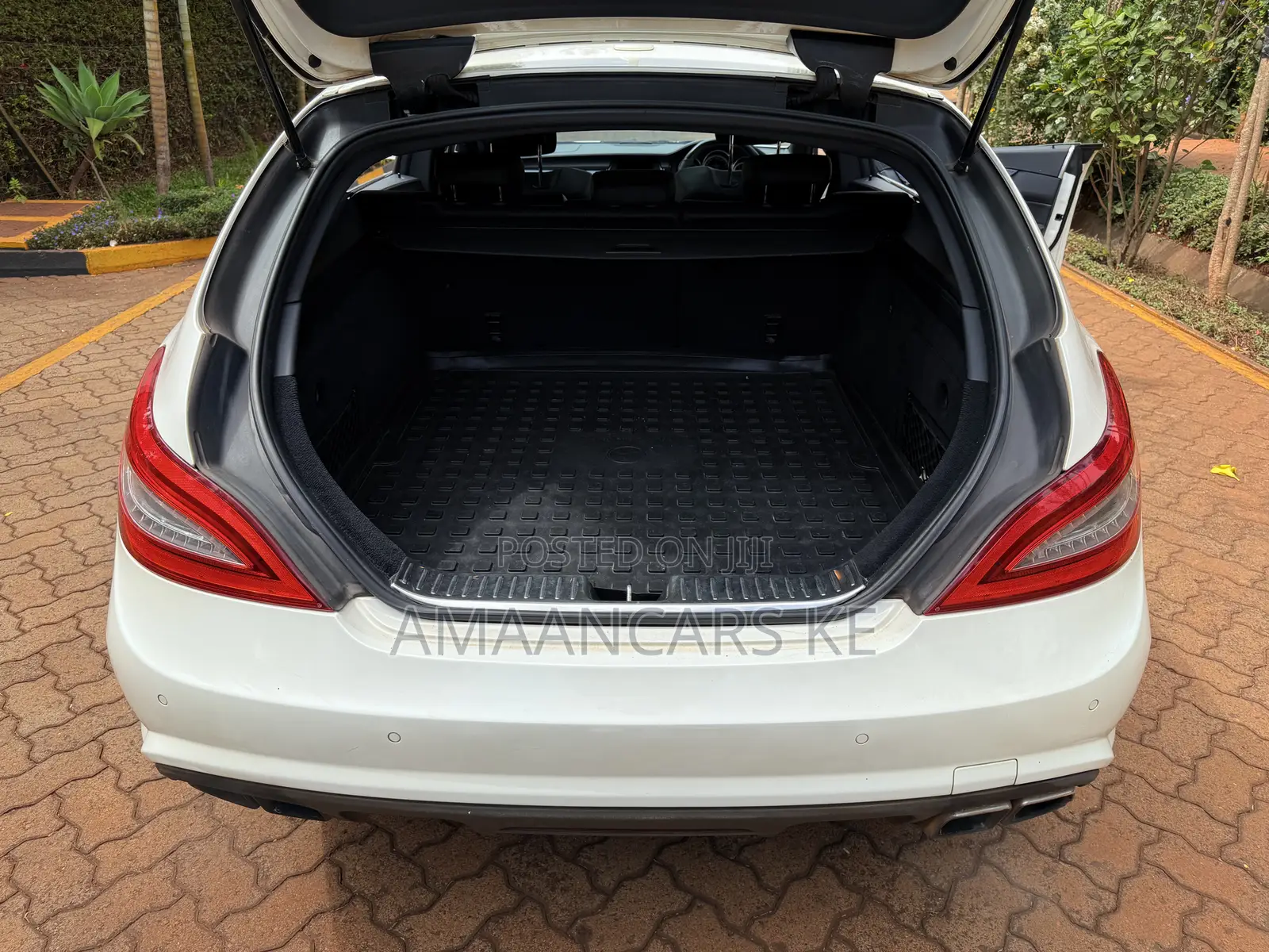 Mercedes-Benz CLS 2014 White