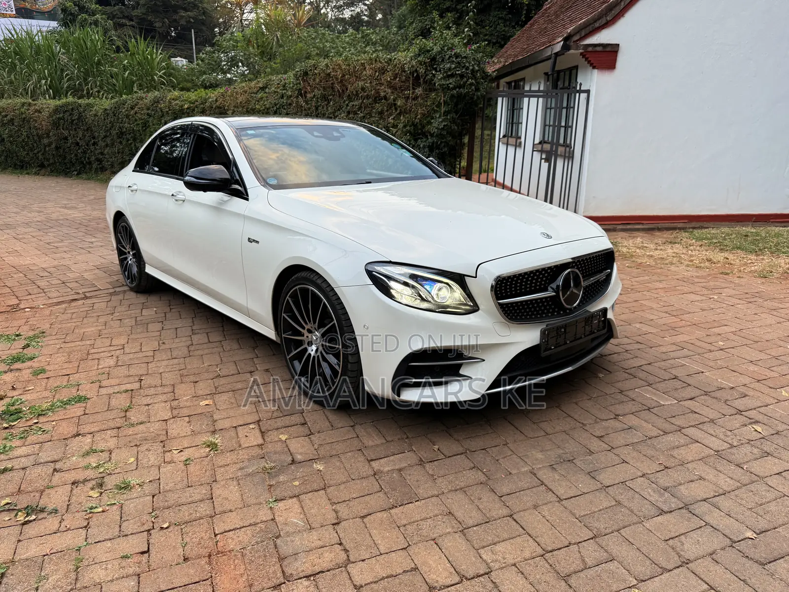 Mercedes-Benz E43 AMG 2017 White