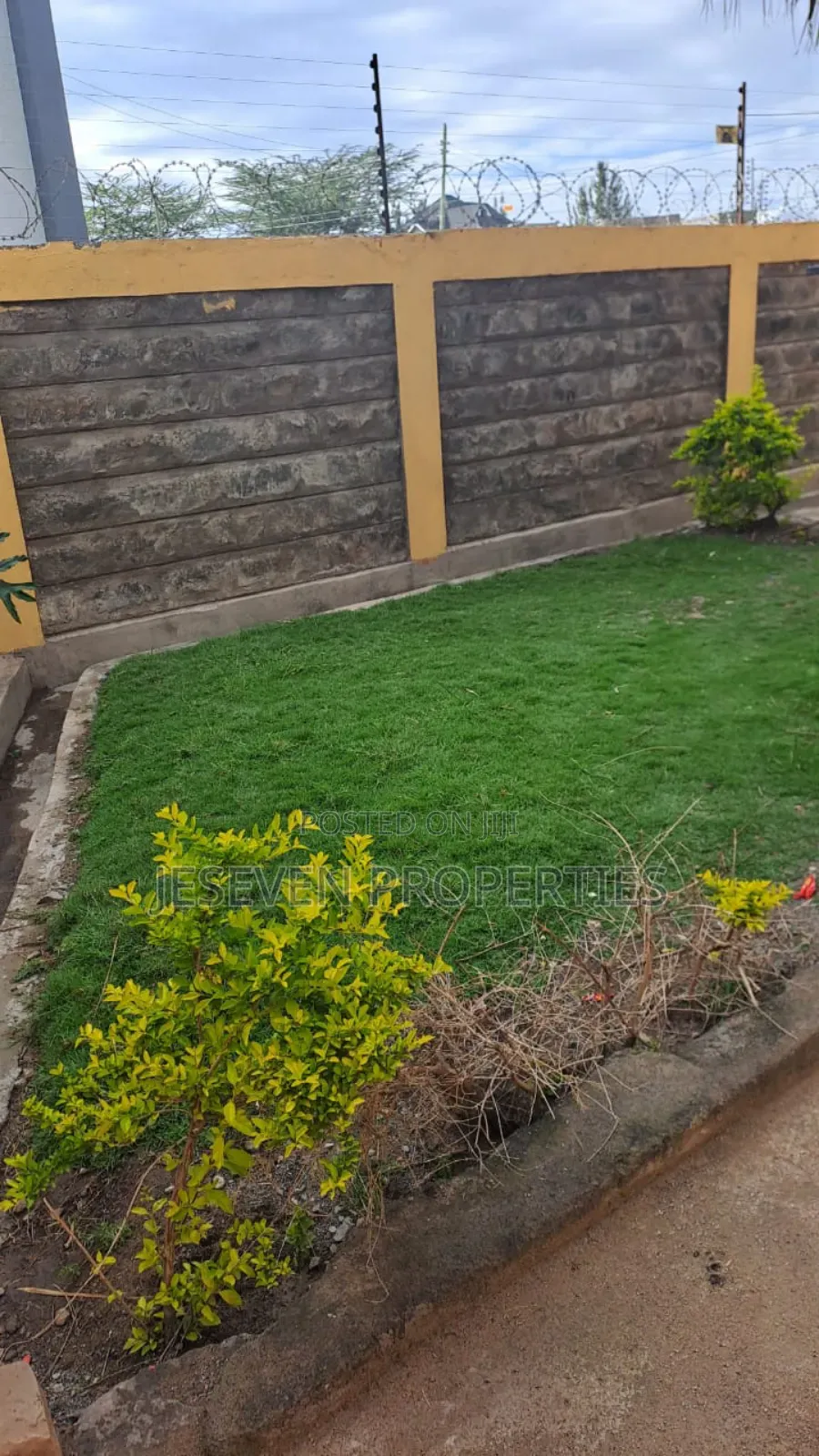 3bdrm Maisonette in Katani for sale