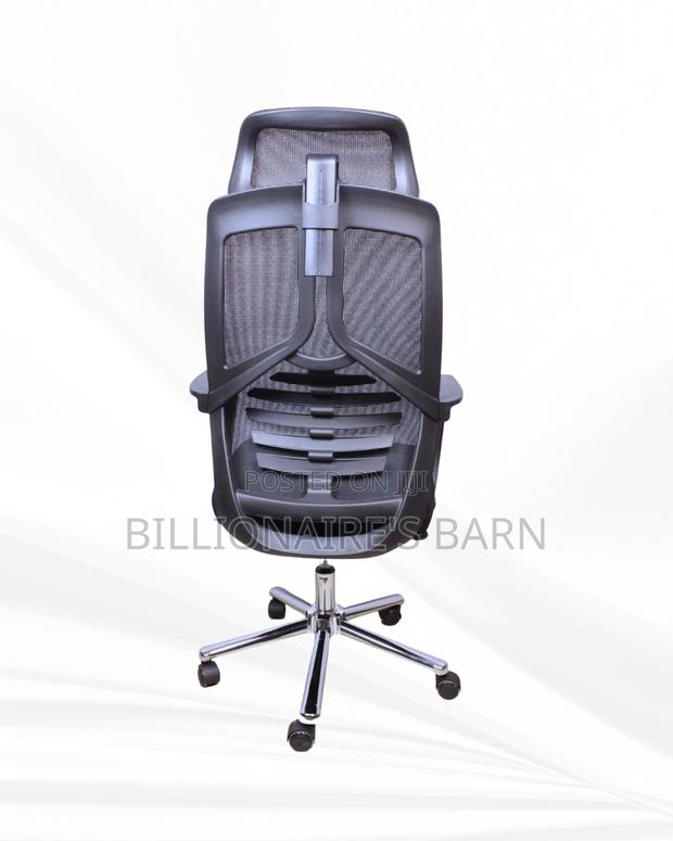 High Back Mesh Office Chair (Space-Saving) — Moving Fast - thumbnail 4