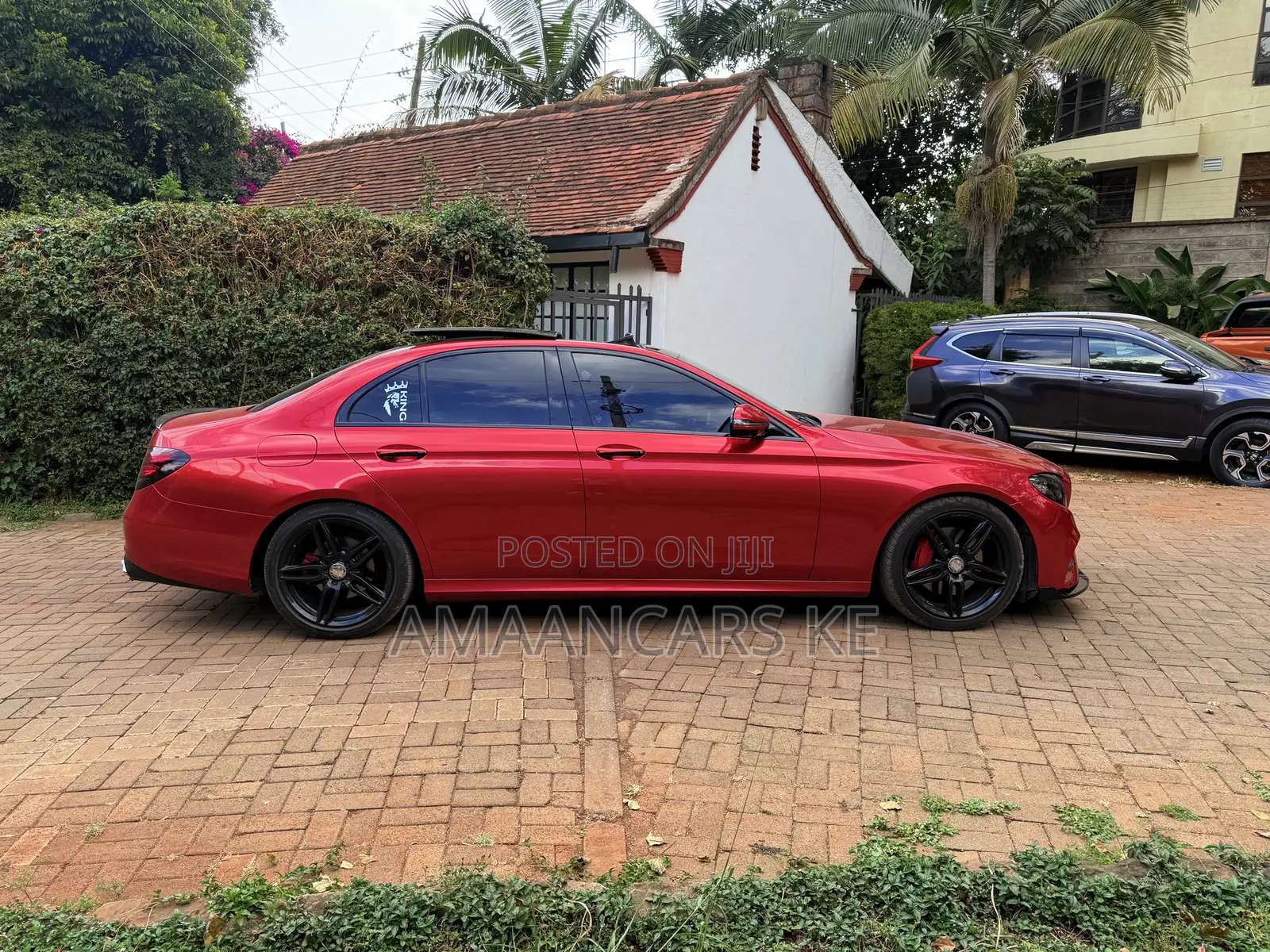 Mercedes-Benz E200 2016 Red