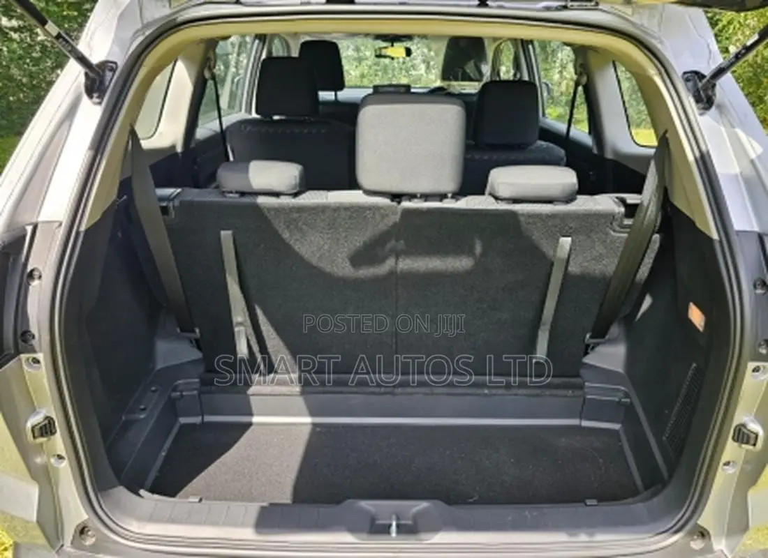 New Toyota Innova 2024 Silver