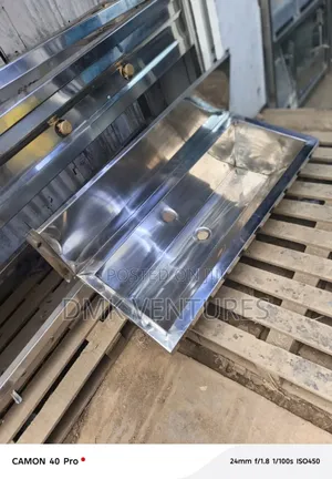 Prime Stainless Hospital Scrub Sink