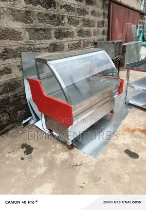Supreme Glassy Meat Chiller Display