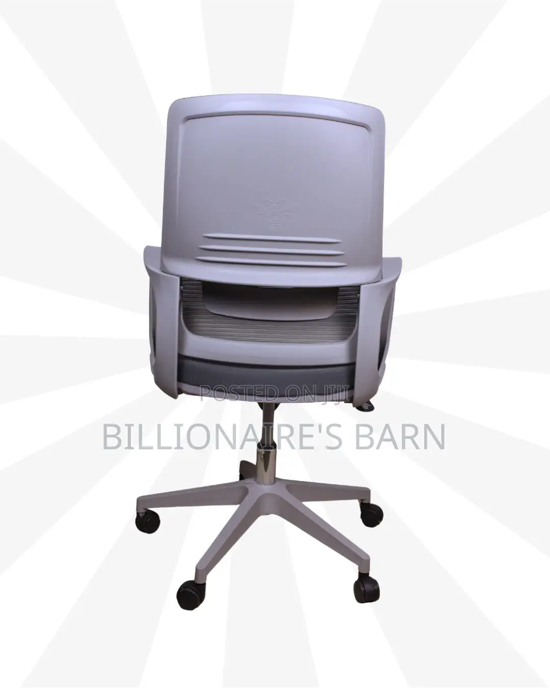 Grey Ergonomic Mesh Office Chair | Plush Scratch-Resistant Finish