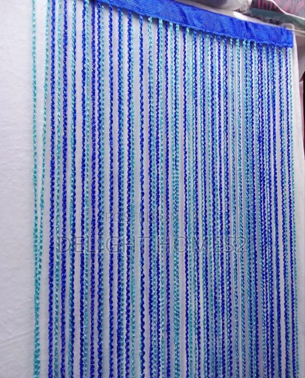 Salon Curtains With Wooden Beads