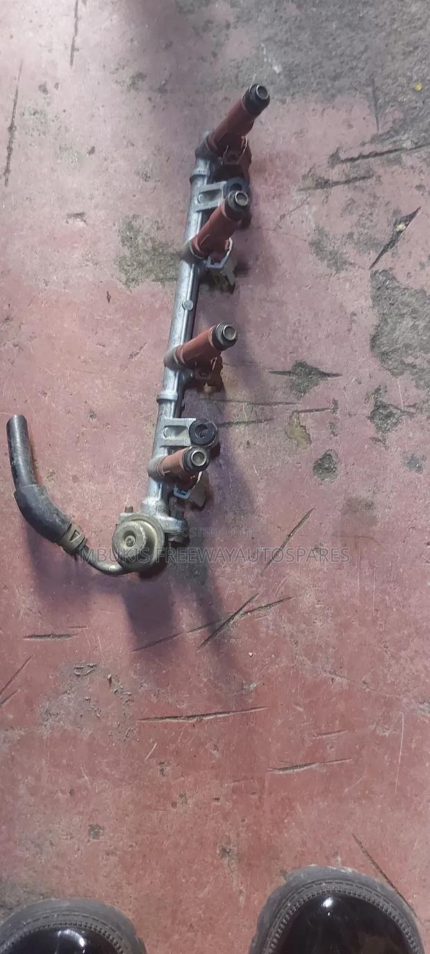 Fuel Injector Nozzle Toyota Premio 2zz Engine