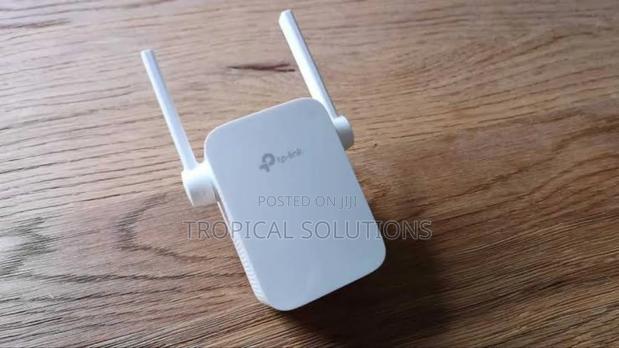Tp-Link Ac 1200 Tl-Re305 Wireless N Wall Plugged Tl-Re305 - main view
