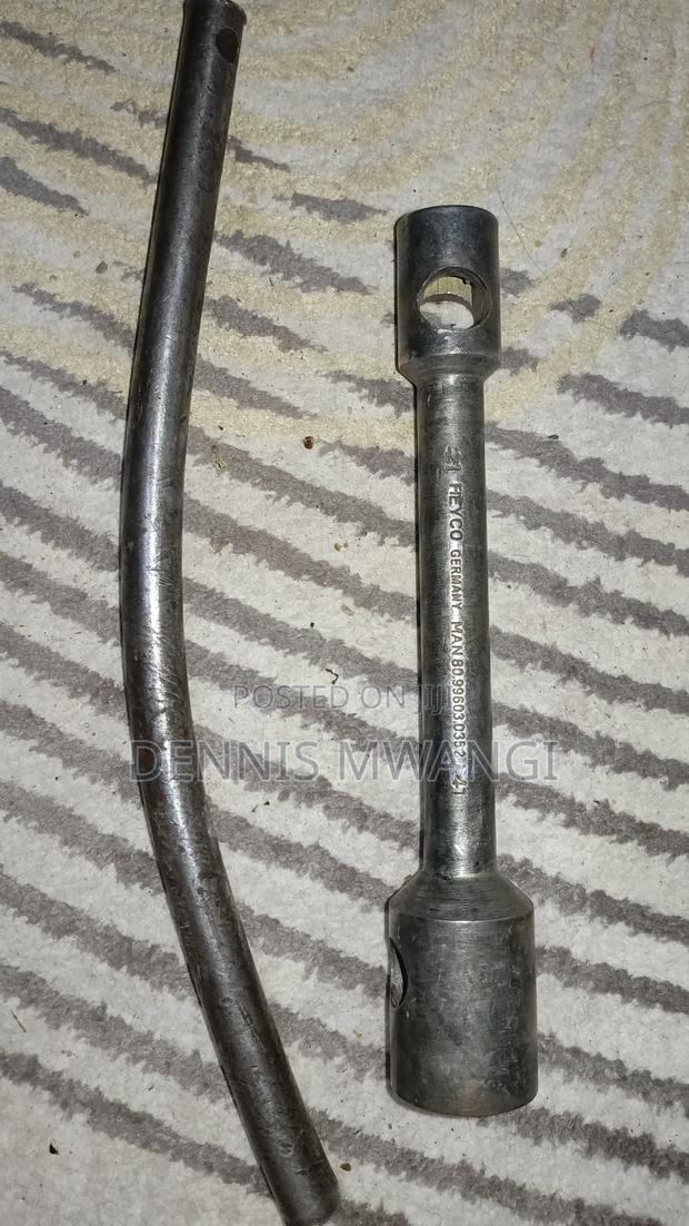 Wheel Spanner Steel Rod Size "21" - main view