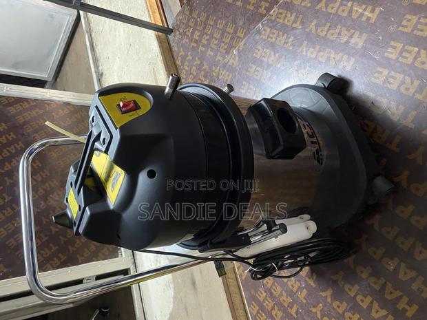 Electric Carpet Cleaner - main view