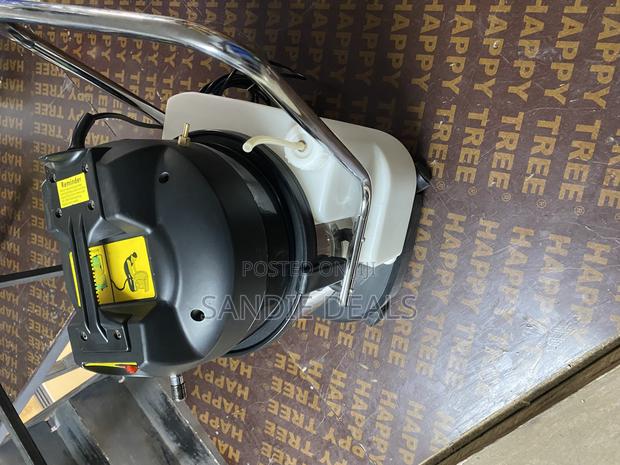 Electric Carpet Cleaner - main view