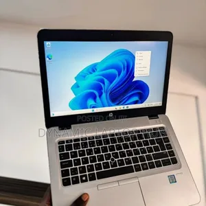 Laptop HP EliteBook 820 G3 8GB Intel Core I7 SSD 256GB