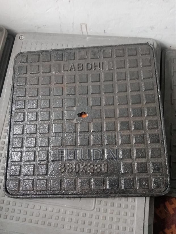 Cast Iron Indian Manhole Cover 10kg(380×380)
