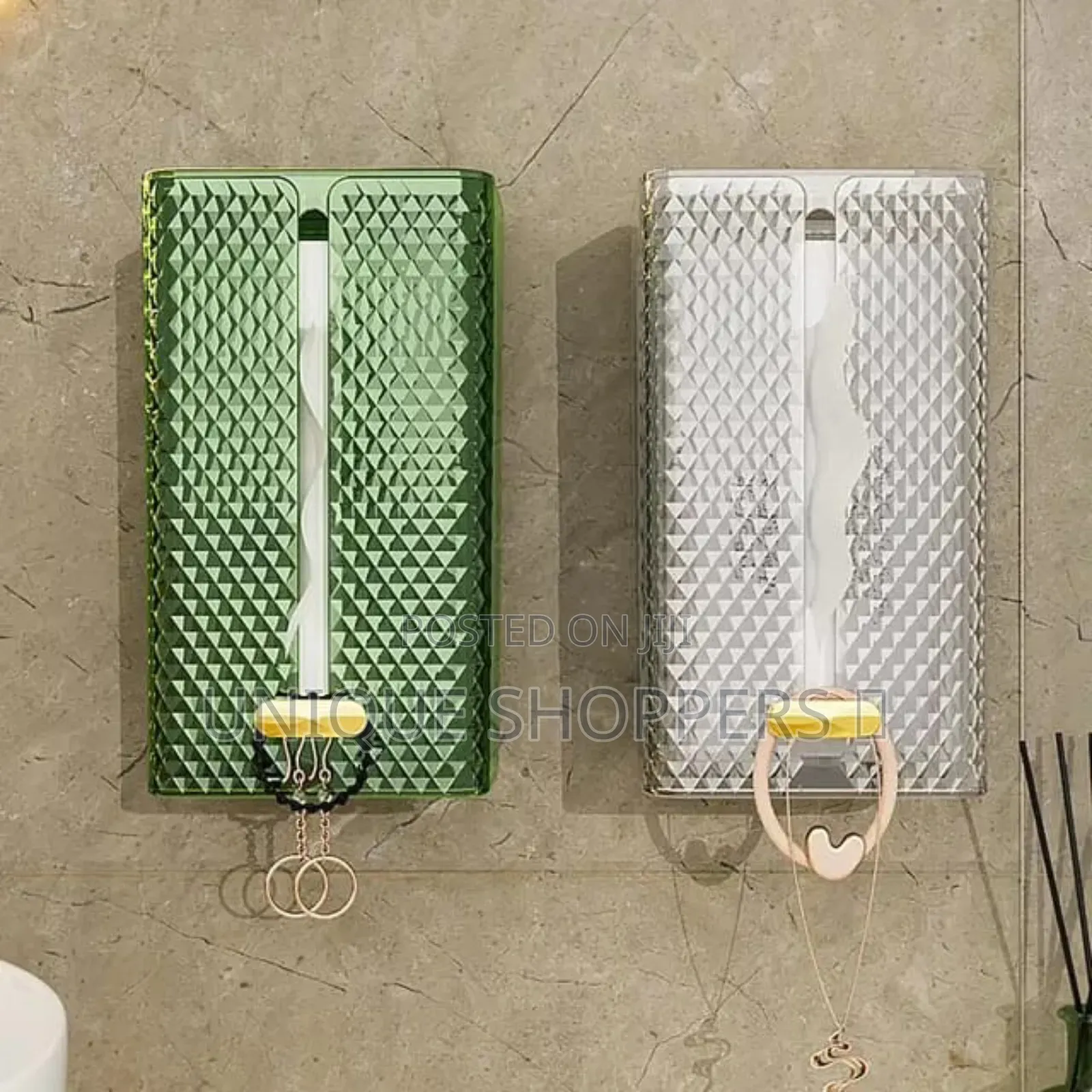 Luxury Diamond Tissue Box Wall-Mounted Acrylic Transparent Tissue