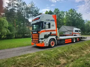 High Cube.Flat Bed Trailers at Hand for Load Delivery