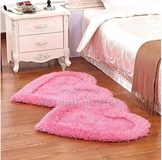 Double Heart Shaped Bedside Mats_sc - main view