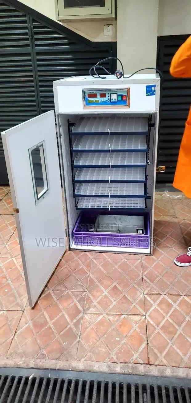 528 Eggs Automatic Electric Egg Incubator - main view