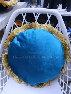 Round Tassel Pillow Covers/Throw Pillow