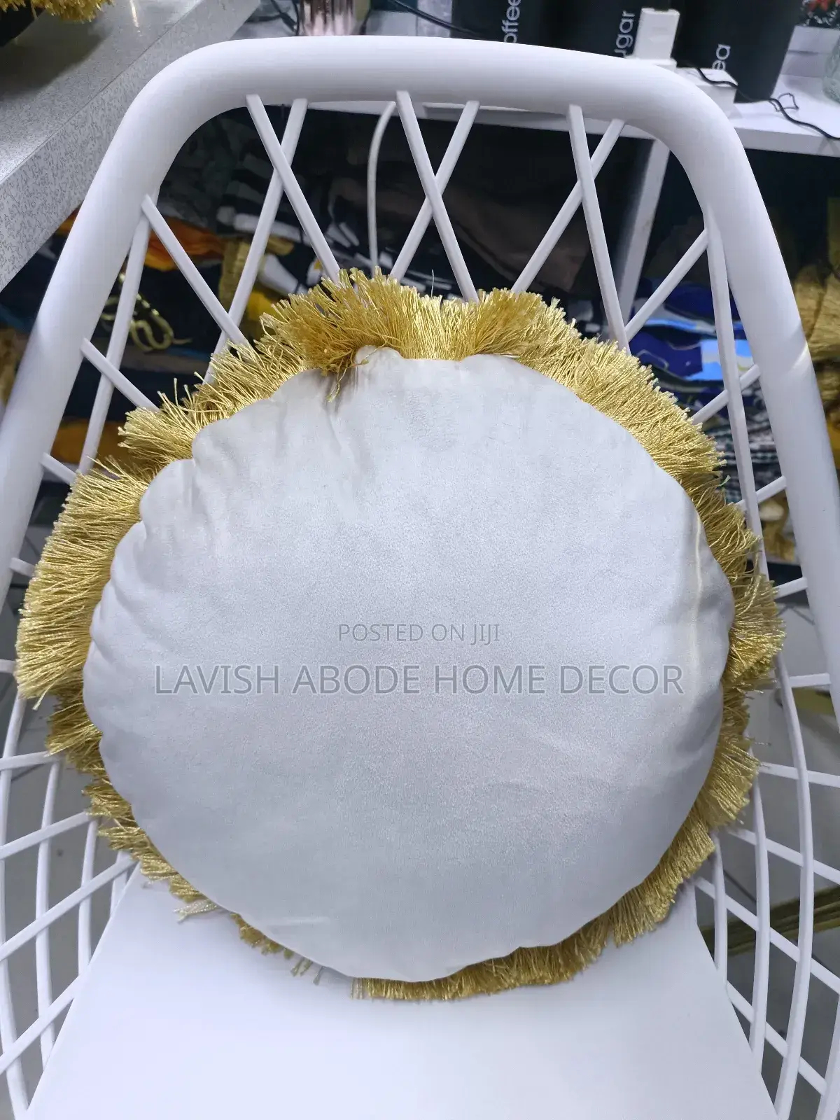 Round Tassel Pillow Covers/Throw Pillow