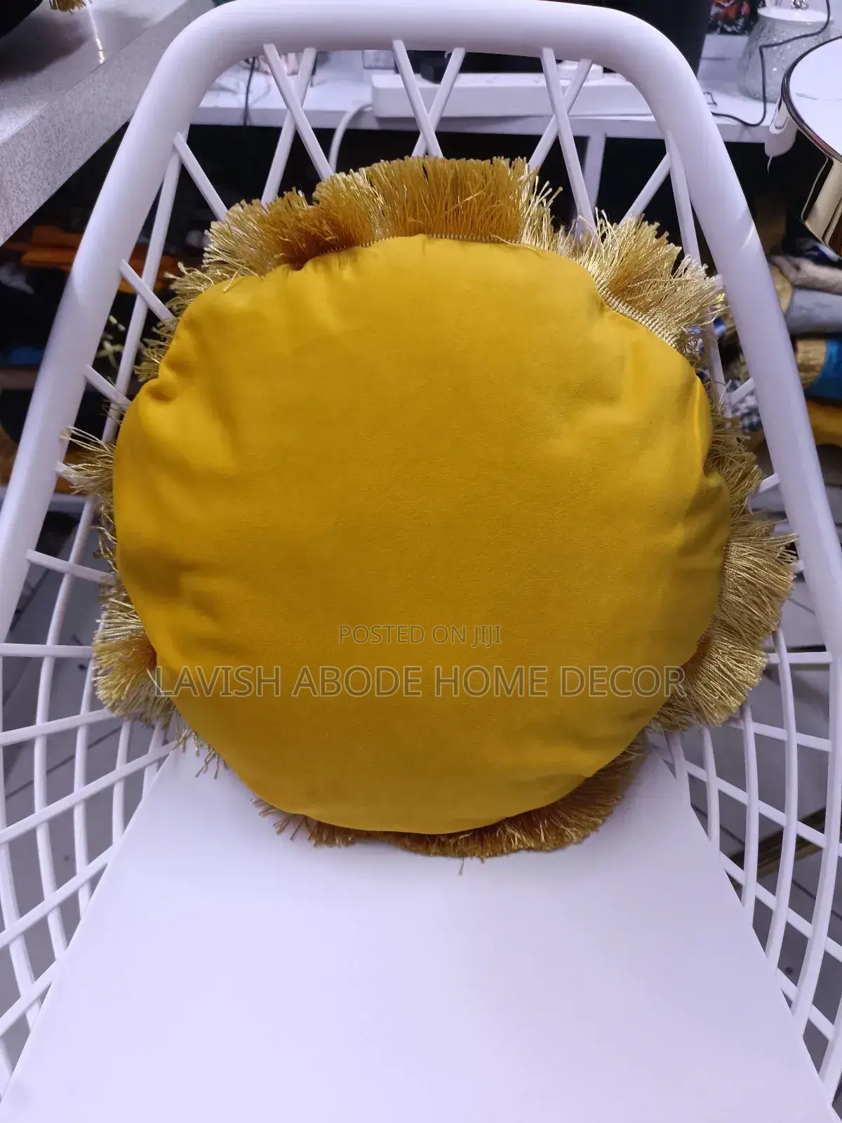 Round Tassel Pillow Covers/Throw Pillow