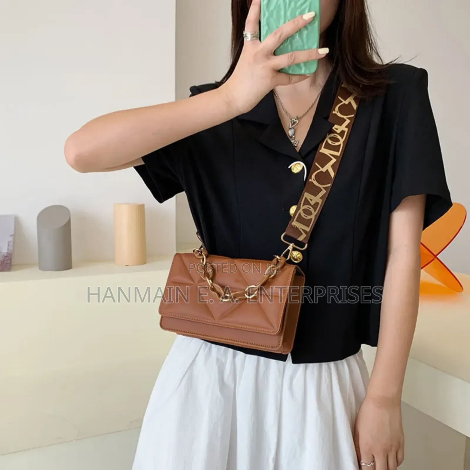 Ladies Classy Shoulder Bag
