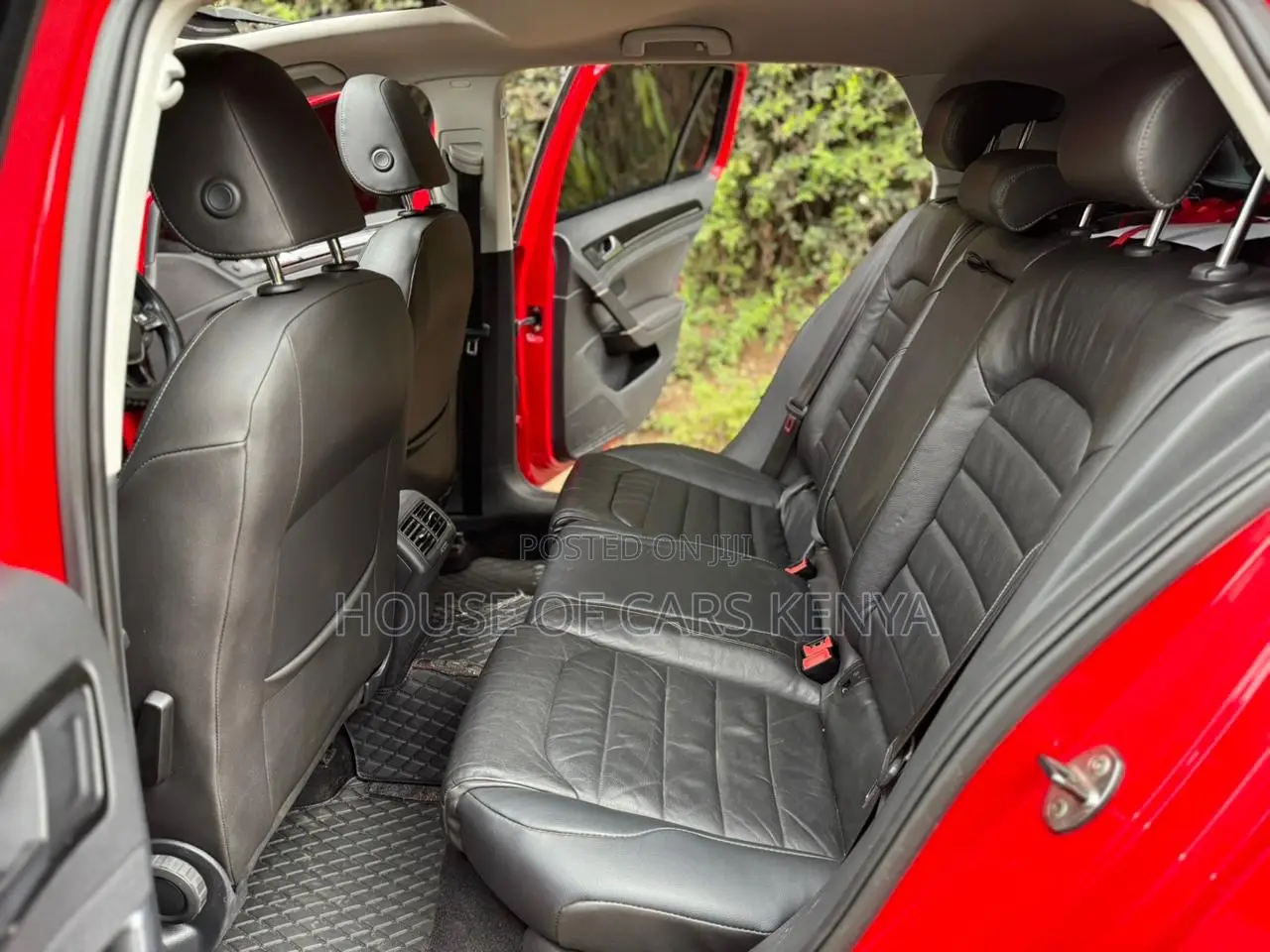 Volkswagen Golf 2017 Red