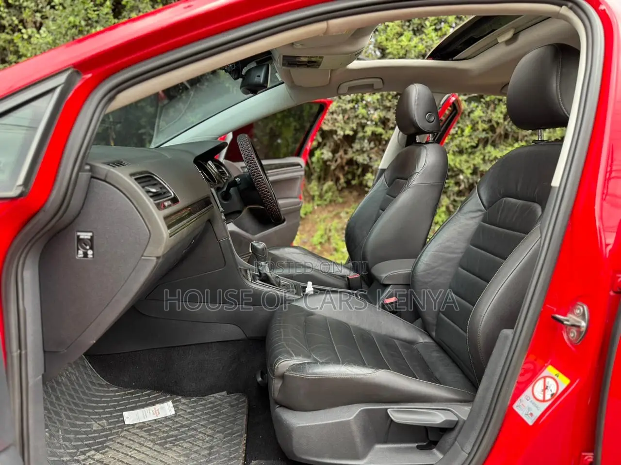 Volkswagen Golf 2017 Red
